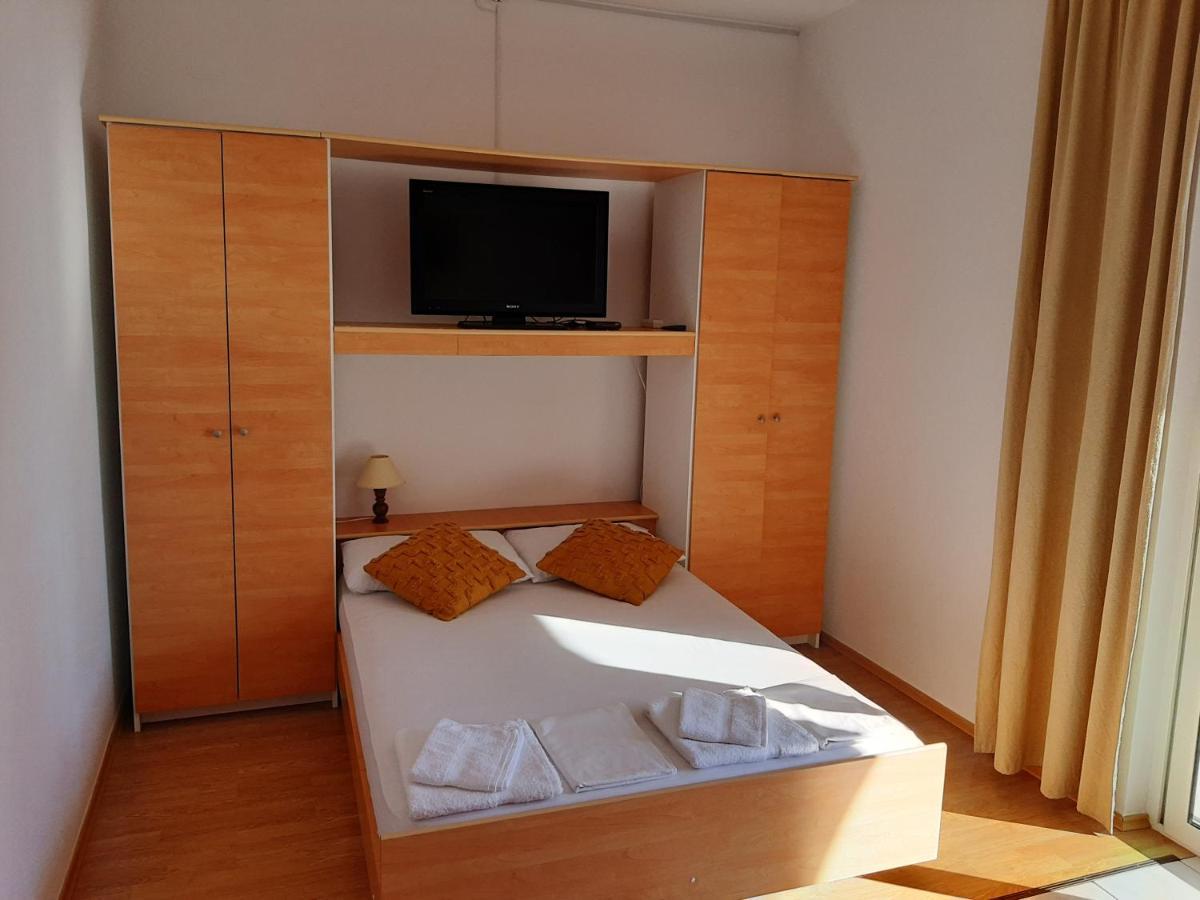 Apartments Ljulj Трогир Экстерьер фото