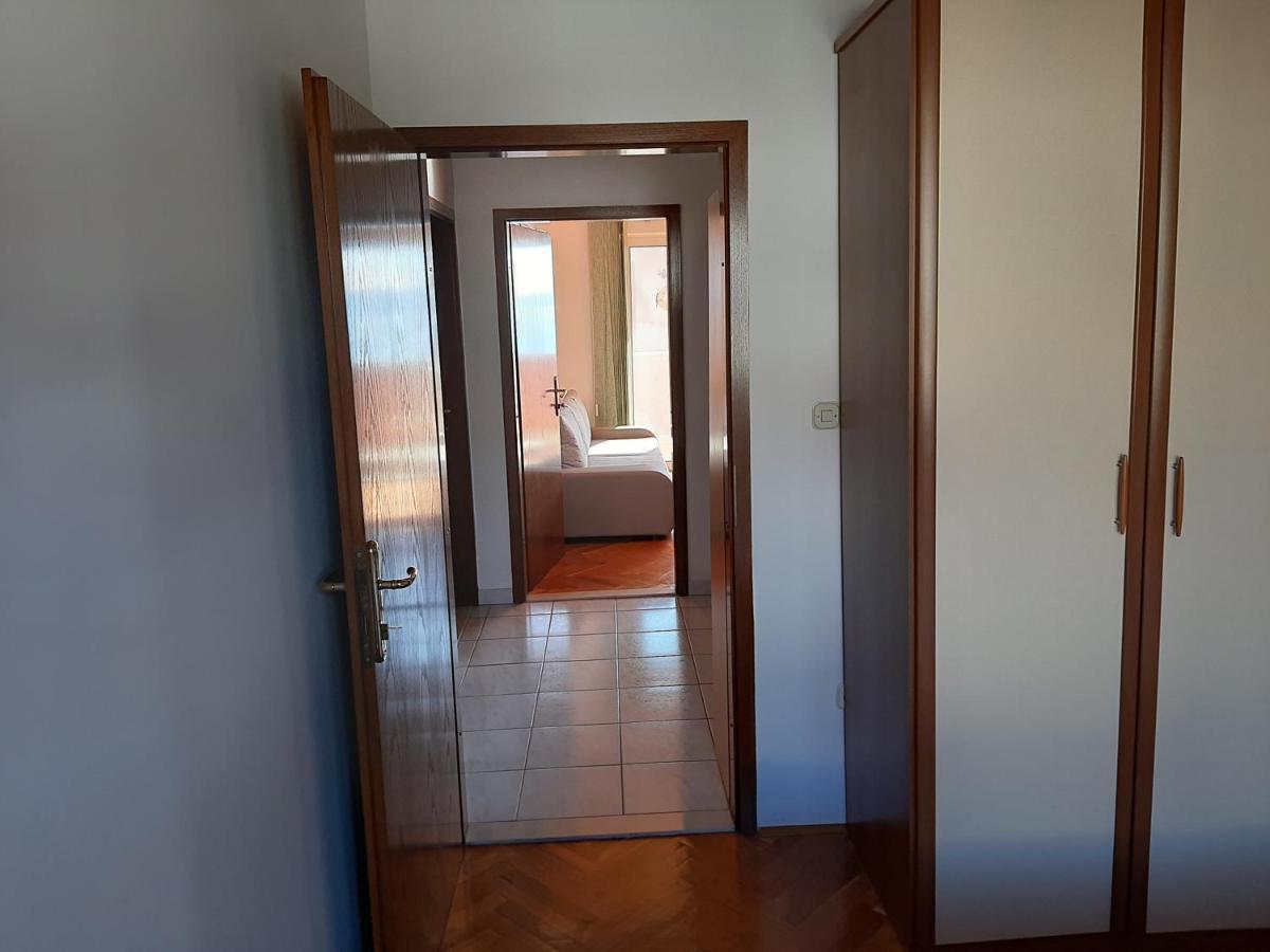 Apartments Ljulj Трогир Экстерьер фото