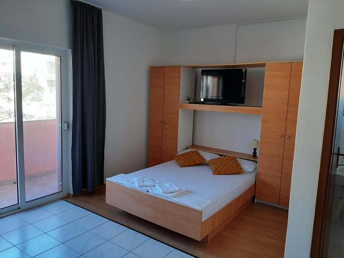 Apartments Ljulj Трогир Экстерьер фото