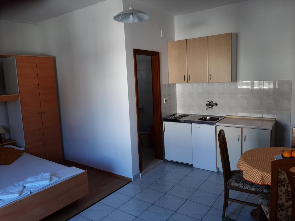 Apartments Ljulj Трогир Экстерьер фото
